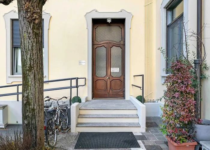 Brunate - Porta Torre-centro Storico